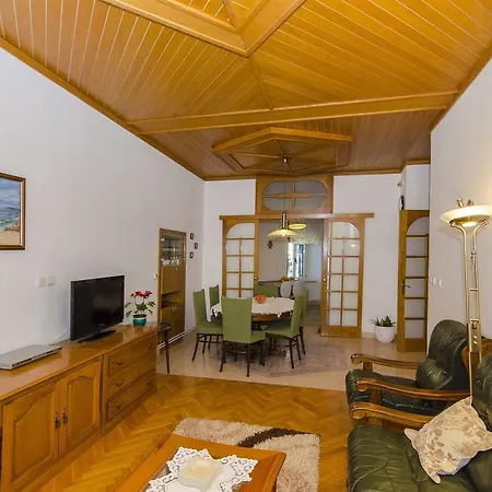 Jadranka Apartamento Makarska